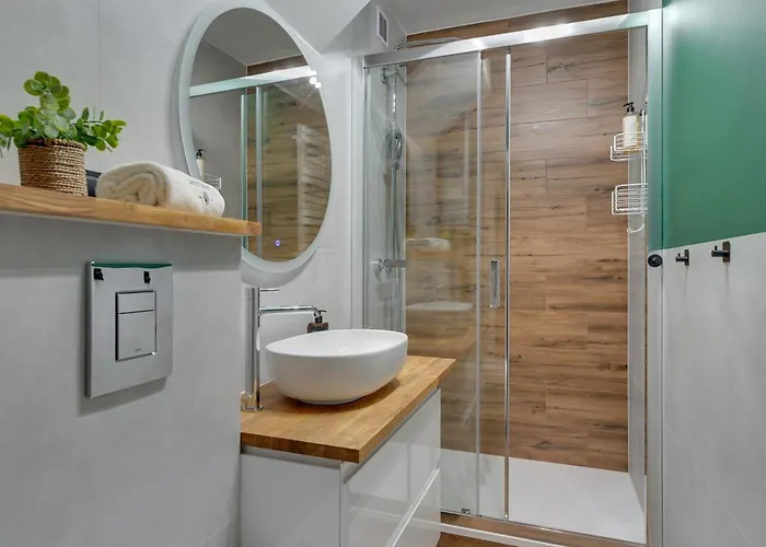 Riverside - Kamienna Grobla 24 By Lion